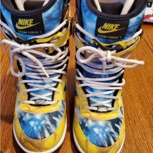 ULTRA RARE Nike SB Tye Die Snowboard Boots